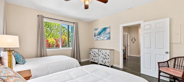 Kuau Hale Makai- North Shore Maui - Steps to the beach!