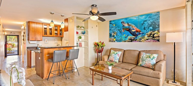 Breezy Maalaea Oceanfront Condo Newly Renovated Pool BBQ Near the Harbor