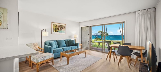 Kapaa Shore Resort A101, Oceanfront, King Bed, Ground Floor, End Unit, AC