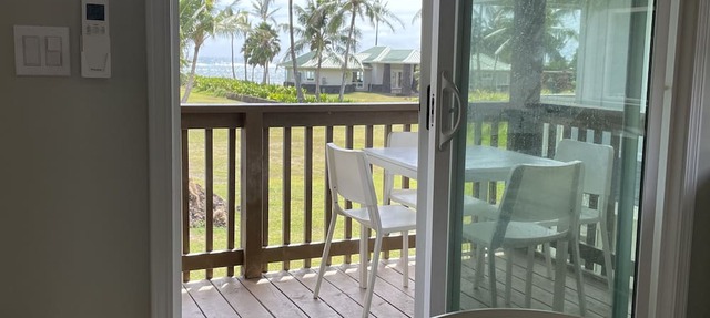 Exotic Oceanfront 5 bedroom 3 bathroom house w/AC