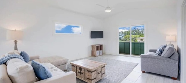 Perfect Princeville Getaway with Hot Tub & Views!