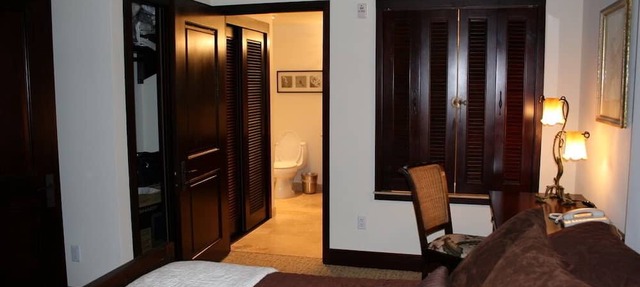 2 Bedroom 3 bath in Waipouli Deluxe oceanfront condominium Resort