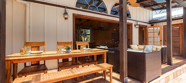 House of Paddles, POOL, Ocean close in Keaau, Hawaii, near Hilo