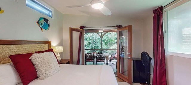 Tranquil Island Escape | Walk to Kehena Beach | Washer & dryer, WiFi