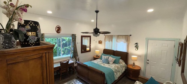 Kuleana Green Cottage with pool 30 min. from Volcano Nat'l Park!