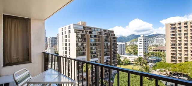 Aston Waikiki Banyan 1BST4 | Pool & Hot Tub
