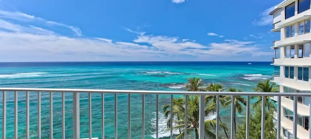 10th Floor Oceanfront🕊'Piece of Heaven'🕊for your Honolulu vacation