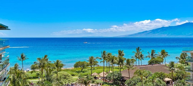 Maui Resort Rentals: Honua Kai Hokulani 715 - Stunning 7th Floor Ocean View 2BR w/Deluxe Corner Floor Plan!