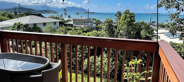 Kaneohe Bay View 2br/1.5ba