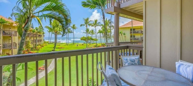 Lae Nani 422 Great View from this Oceanfront Condo