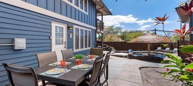 Two homes w/pool and hot tub near 3 beaches, Kihei