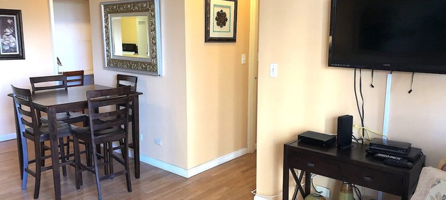 ~Waikiki~ LOWEST RATES IN AREA ~ 1 Bedroom ~ Fully Furn ~ Blocks to Beach ~