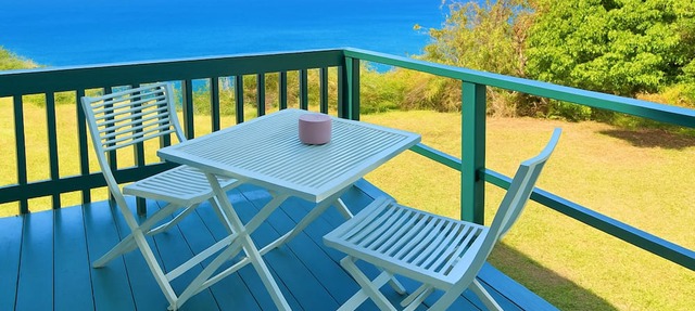 Aloha Magic Cottage Farm Stay, Rustic Farm Cottage W/180° Sunrise & Ocean Views