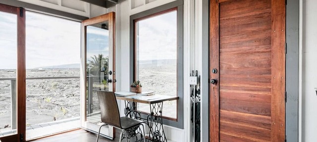 The Phoenix House - Epic Tiny Home GEM on Volcanic Lava Field