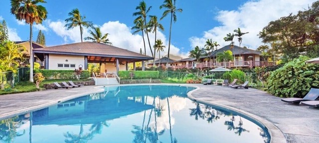 North Shore Kauai- AC, pool, lanai; near beaches, golf, walking path to shops