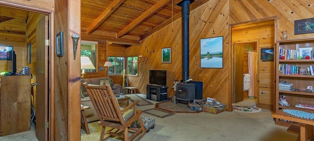 Cozy and Beautiful Home with Lush Private Setting! 🌺 - Volcano Village Cymbidium House 🌋