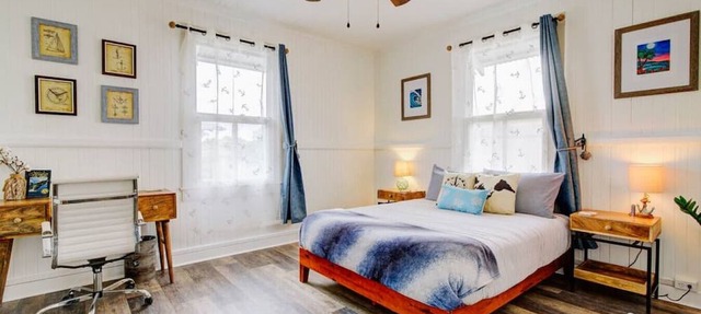 Whaler`s Inn -Nautical Magical