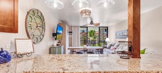 Open Suite w/Bath Upgrades – Kamaole Sands 6306