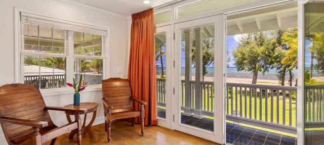 Kai Nalu, Spacious, Beachfront Home, A/C