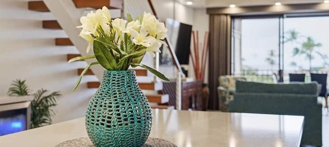 BRAND NEW REMODEL-OCEAN VIEWS-WELL EQUIPPED-AC THROUGHOUT-METICULOUS CLEANING