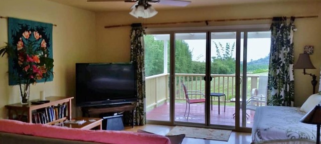UALANI RETREAT. Spacious Ocean/Mountain View Cottage.Private Tropical Sanctuary.
