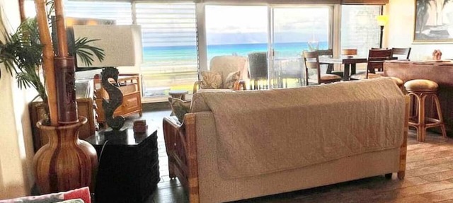 A jewel on Oceanfront & Breath Taking Views.