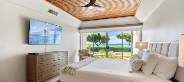 Puunoa - CoralTree Residence Collection