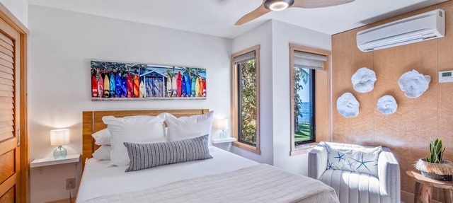 Easy Accessible Oceanfront Luxury Townhome in Puamana