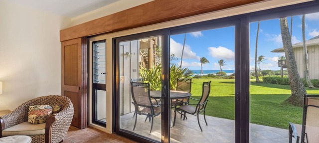 Kaha Lani Resort #114, Ocean View, Steps to Beach, Sunrise, Pool/Wi-fi