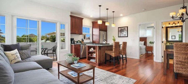 Modern, Clean, & Quiet - Private Cottage with AC - Steps from the Beach & More!