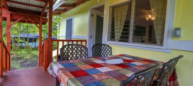 TROPICAL ANUENUE COTTAGE