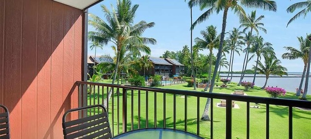 Modern Hawaii Style w/Kitchen, WiFi, Lanai–#205