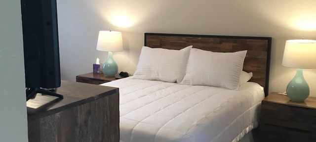 Adorable Studio, sleeps 3 - Totally renovated in 2018