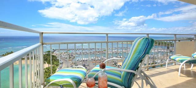 Panoramic Ocean Views Remodel - FREE Parking/Wi-Fi, AC, Washlet, Sleeps 6