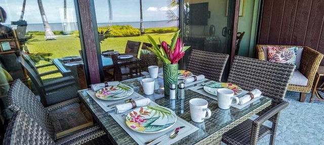 Modern Oceanfront W/Lanai and WiFi–Molokai Shores