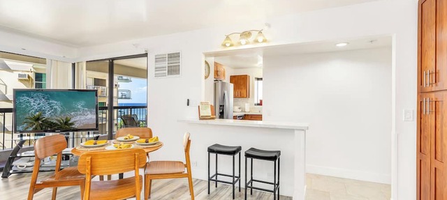 Ocean View Paradise Escape at Waikiki Beach Tower Near Shops & Restaurants