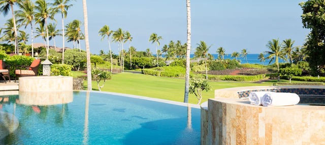 Spacious Ocean View Home. Steps From White Sand Beach. Private pool & spa.