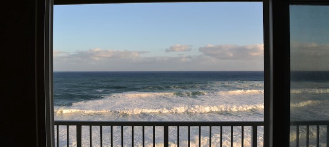 Ocean Front, Edge Of Cliff - Feel & See Every Crashing Wave From All Room