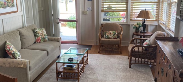 Charming, Beautifully Remodeled, Historic Plantation Home
