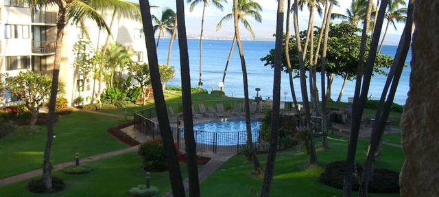 Amazing Oceanfront Condo, Tropical Luxury, Great Value, 2 BR, 2 Bath