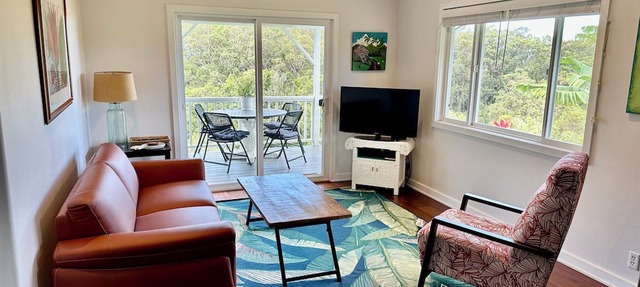 Pineapple Cottage B&B Vacation Rental Haiku Maui, Lic#BBPH2015/0011