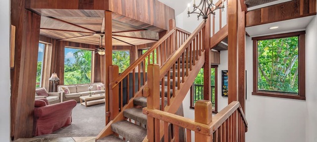 FLASH 15% OFF SALE! Stunning Tri-level Villa - Outdoor Lava Rock Shower w/Lanai