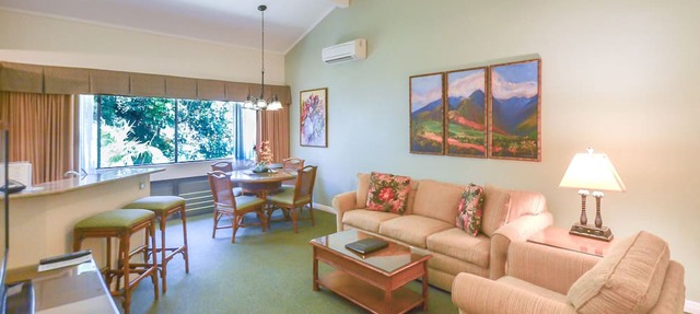 AIR CONDITIONING! 10 Minutes From Hanalei Bay ~ 1B at Makai w/KITCHEN!