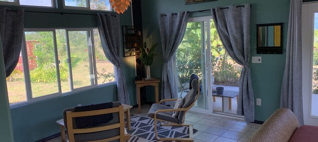 Starlit Skies, 1.5 miles to Black Sand Beach, Pet Friendly, Lava Fields, Private