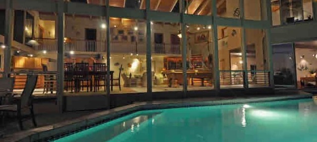 Guest house on gated acre estate, Sleeps up to 7; Great for Events, too