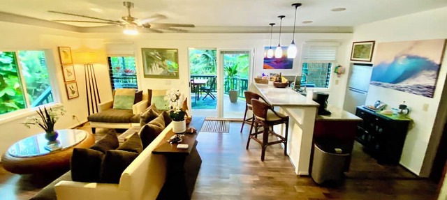 Private Gated Kona Retreat with Hot Tub-Close to Kona Town, Beaches and Dining