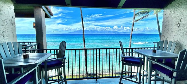 Oceanfront Penthouse w/Panoramic Views + A/C
