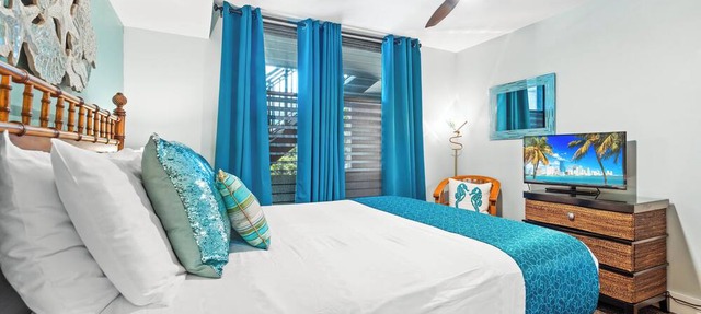 3bd Oceanfront dream with A/C and whale watching