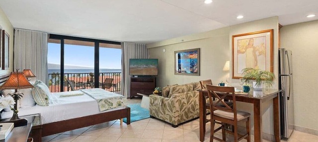 Kaanapali Penthouse Studio with AC and Pool - Kaanapali Shores 936