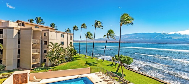 Celebrate Honeymoon, Anniversary or Birthday.Panoramic Ocean View!